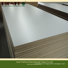 1220X2440X18mm MDF de melamina con melamina de color blanco para muebles